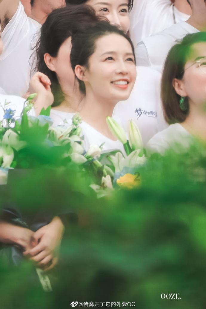 男朋友总说自己丑，是什么心态？